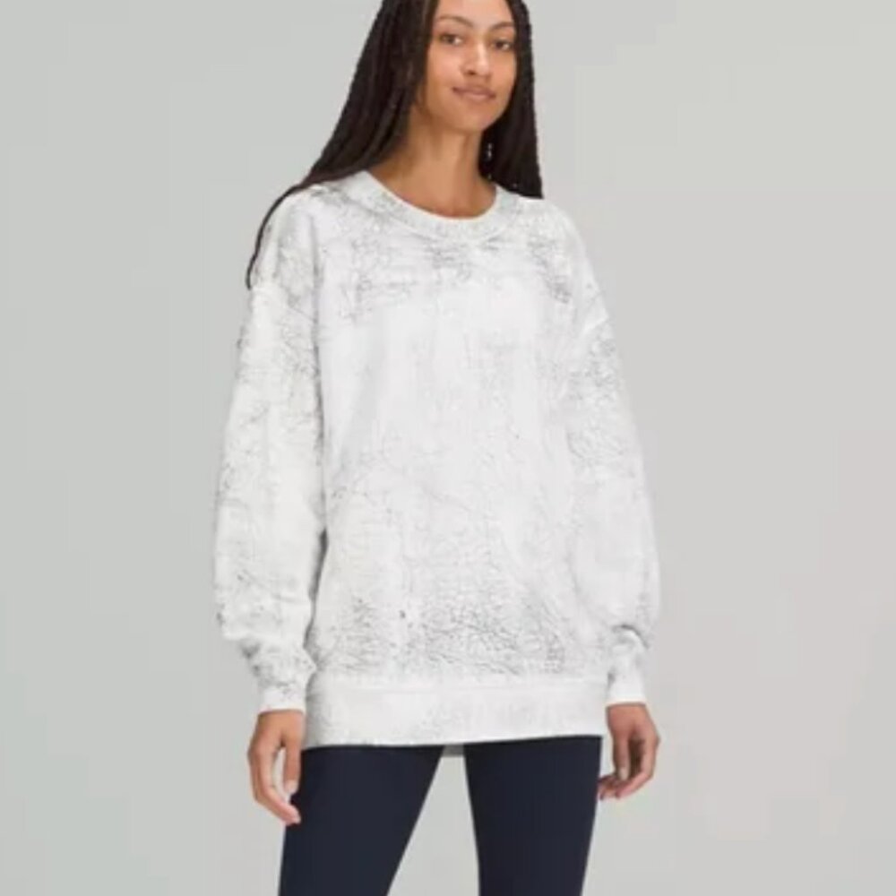 Lululemon Perfectly Oversized Crew sweatshirt in the Crackle on White